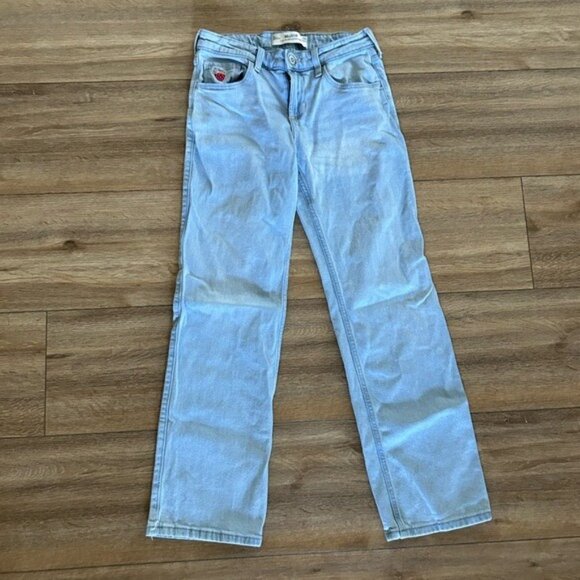 Hollister Sz 2R Strawberry Embroidered Low Rise Relaxed Straight Jeans - Picture 2 of 16